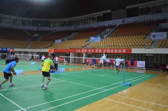 两人的竞争 两人的竞争