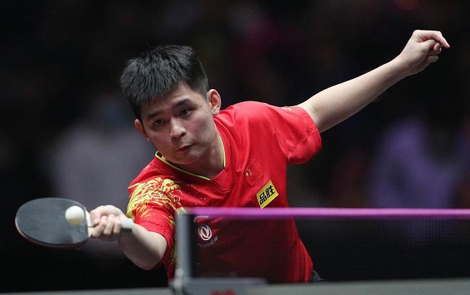 上分別位列 上分別位列